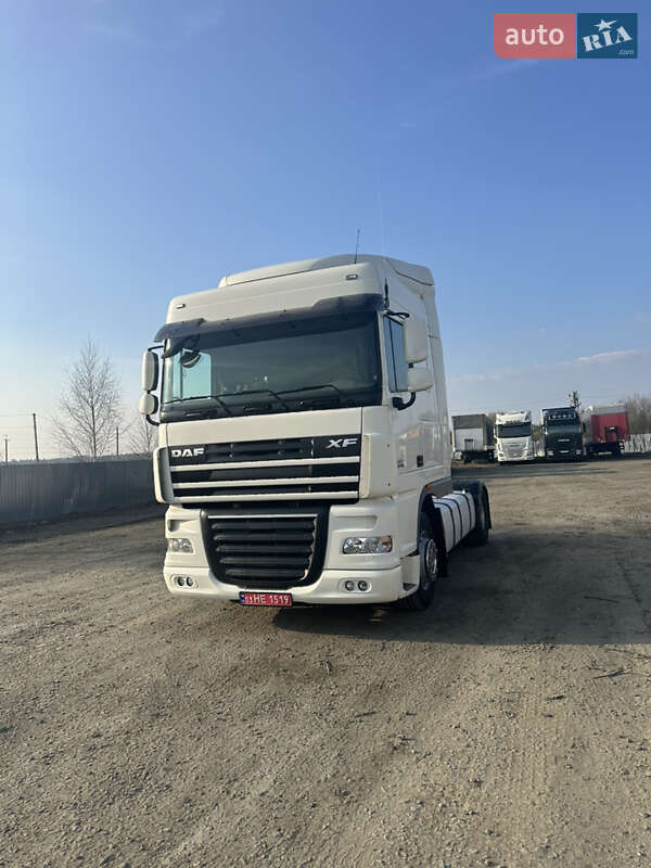 Тягач DAF XF 105 2014 в Луцке