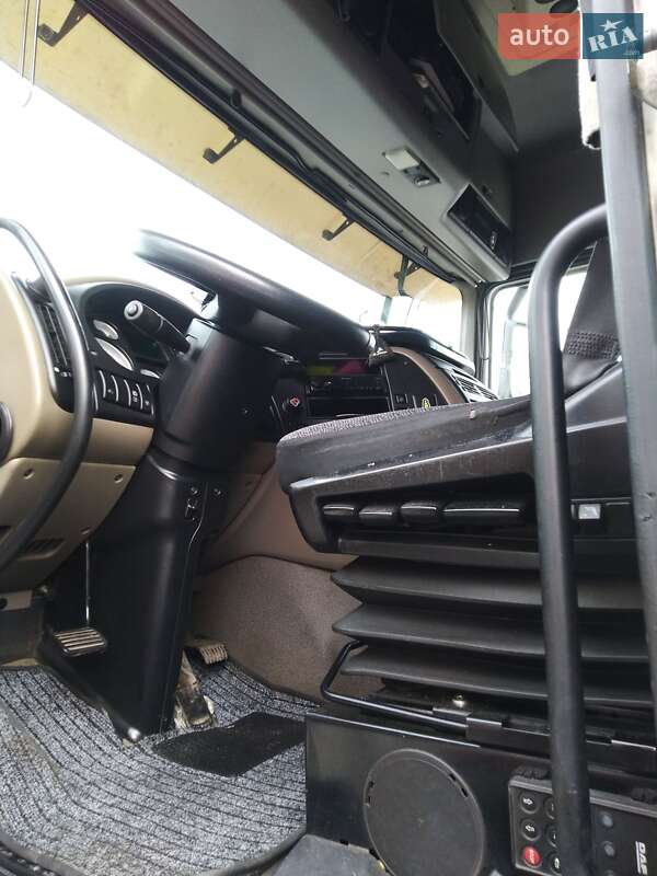 Тягач DAF XF 105 2007 в Буче