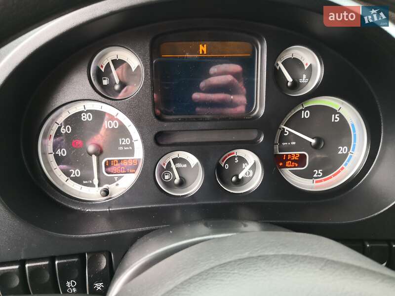 Тягач DAF XF 105 2011 в Кам'янському