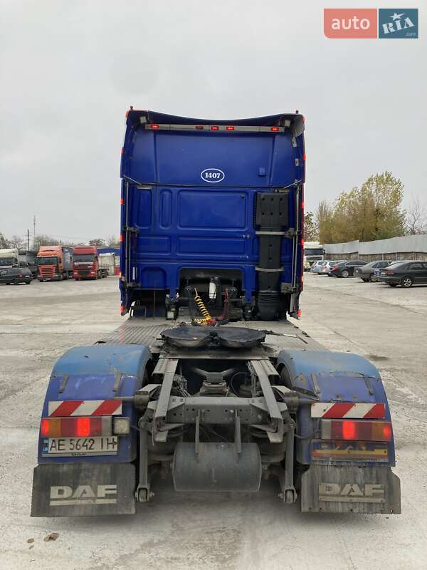 Тягач DAF XF 105 2007 в Кривому Розі