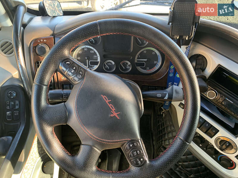 Самоскид DAF XF 105 2009 в Яготині