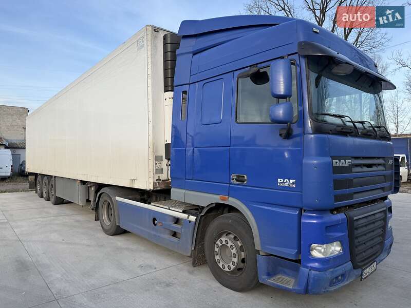 Тягач DAF XF 105 2012 в Києві