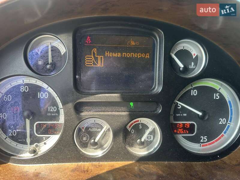 Тягач DAF XF 105 2011 в Львове