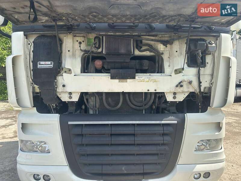 Тягач DAF XF 105 2011 в Львове