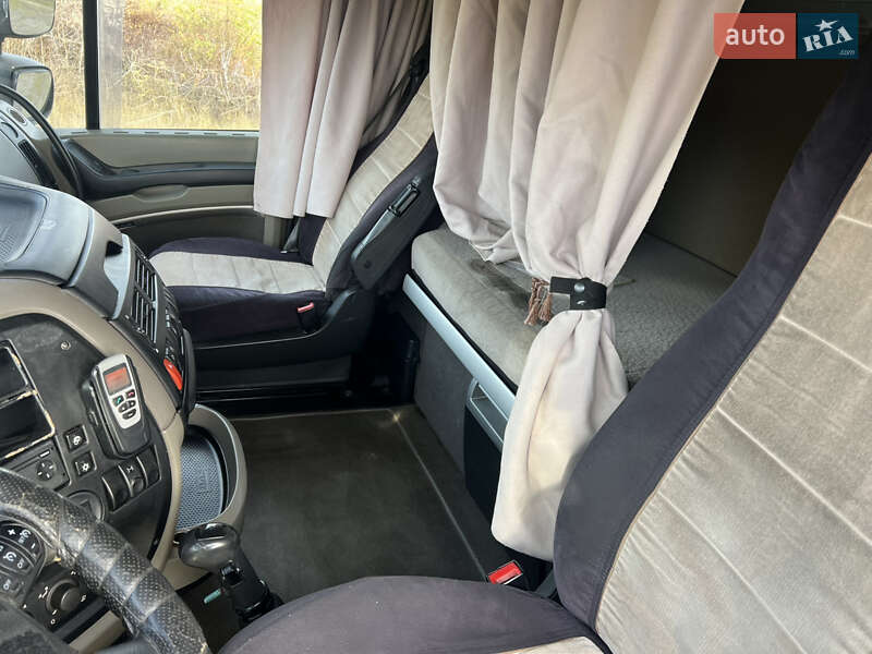 Тягач DAF XF 105 2012 в Виннице