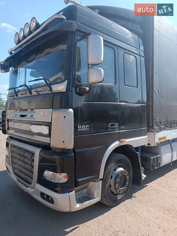 Тентованый DAF XF 105 2008 в Жовкве