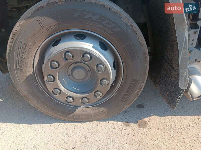 Тентованый DAF XF 105 2008 в Жовкве