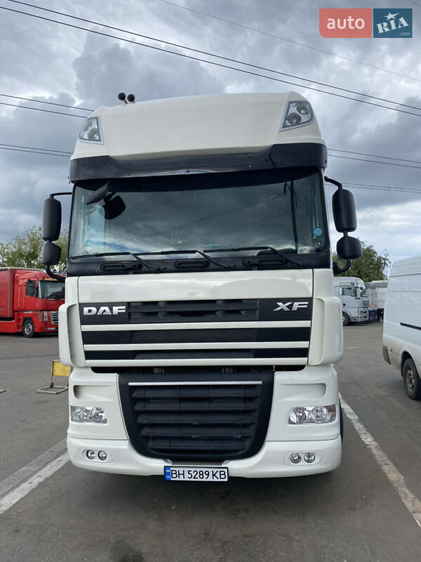 Тягач DAF XF 105 2013 в Одессе