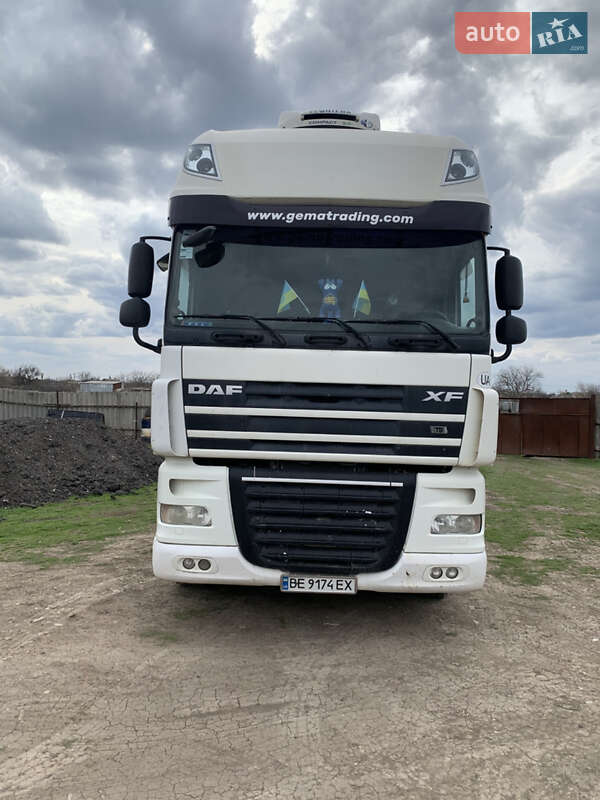 Тягач DAF XF 105 2010 в Николаеве