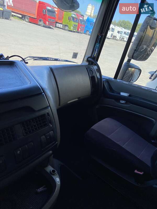 Тягач DAF XF 105 2012 в Звягеле