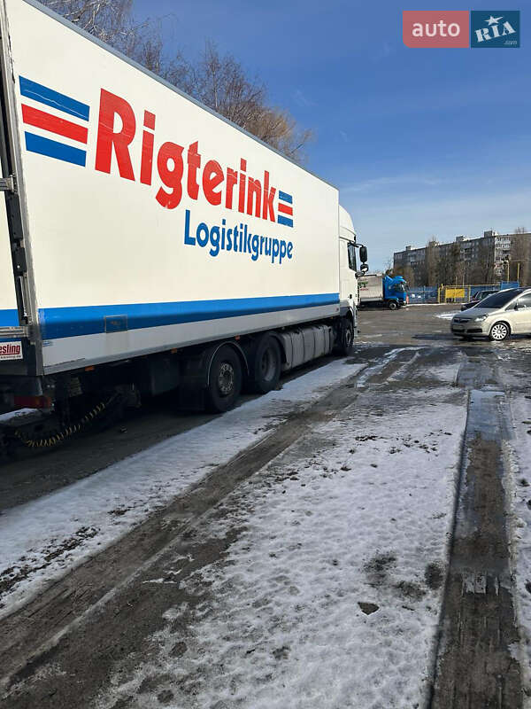 Рефрижератор DAF XF 105 2011 в Новоднестровске