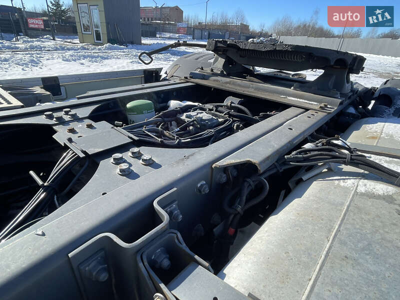 Тягач DAF XF 105 2013 в Ровно