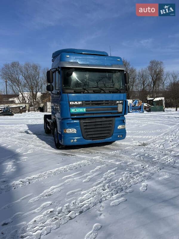 Тягач DAF XF 105 2012 в Черновцах
