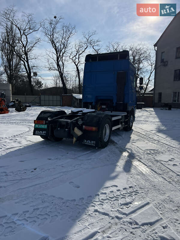 Тягач DAF XF 105 2012 в Черновцах