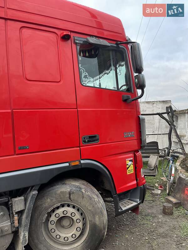 Самосвал DAF XF 105 2009 в Борисполе