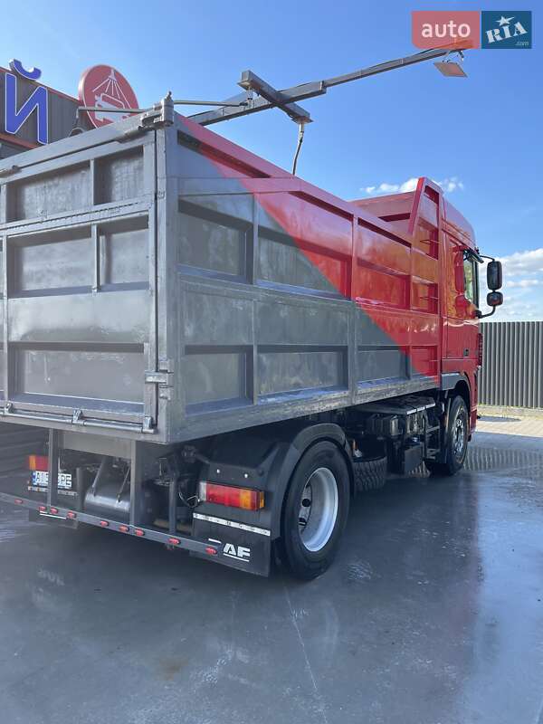Самосвал DAF XF 105 2009 в Борисполе