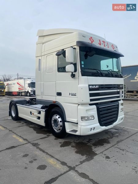 Тягач DAF XF 105 2011 в Киеве