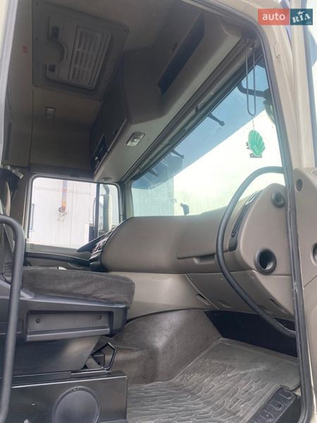 Тягач DAF XF 105 2011 в Киеве