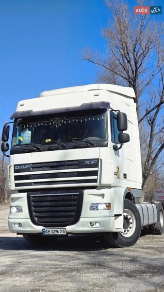 Тягач DAF XF 105 2012 в Каменском
