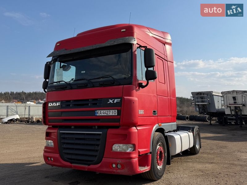 Тягач DAF XF 105 2013 в Киеве
