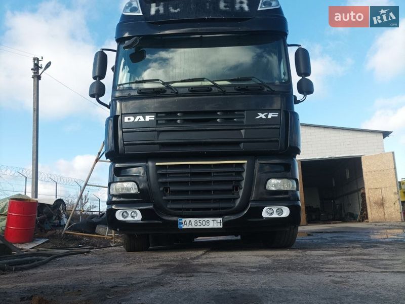 Тягач DAF XF 105 2012 в Краснокутську