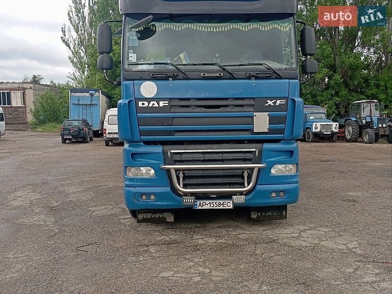Тягач DAF XF 105 2007 в Запорожье