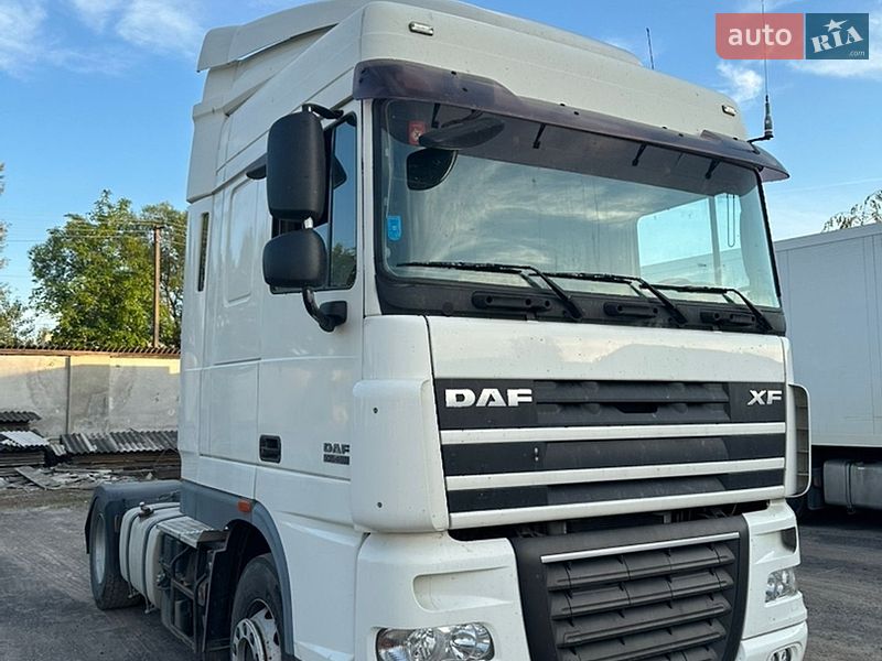 Тягач DAF XF 105 2011 в Мукачево