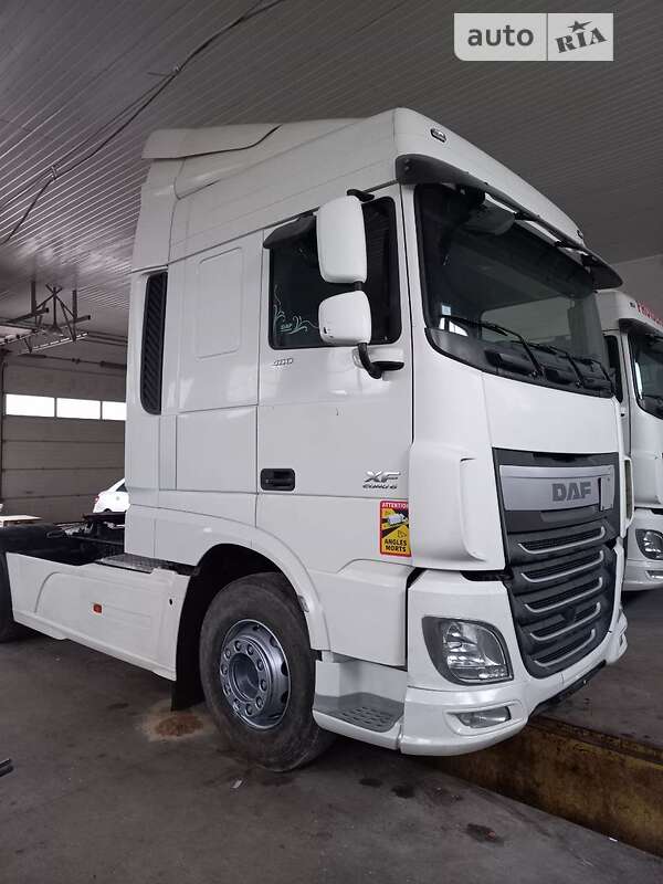 Тягач DAF XF 106 2015 в Тернополі