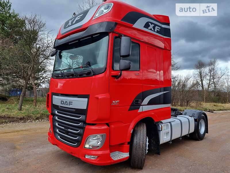 Тягач DAF XF 106 2016 в 