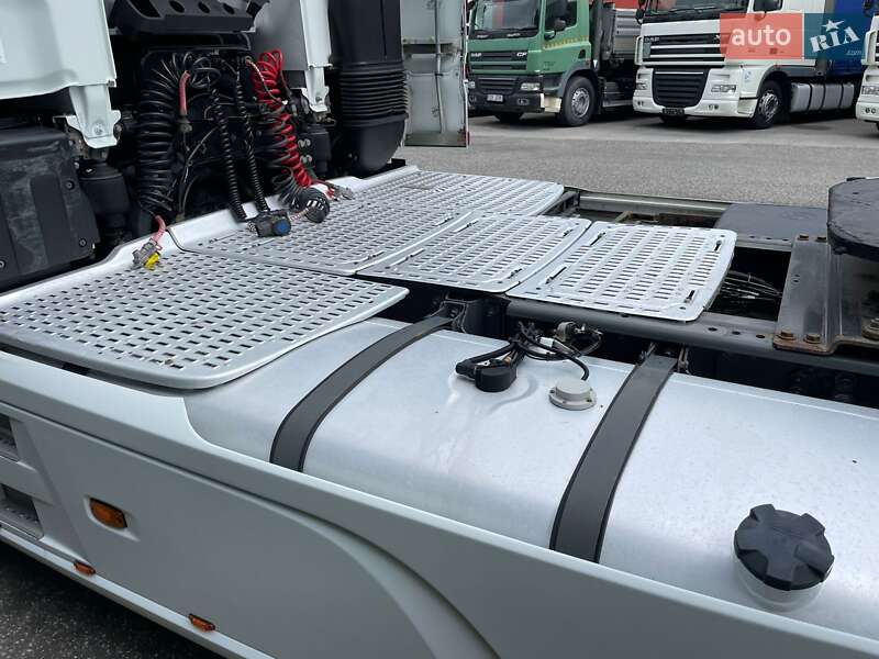 Тягач DAF XF 106 2015 в Хусті