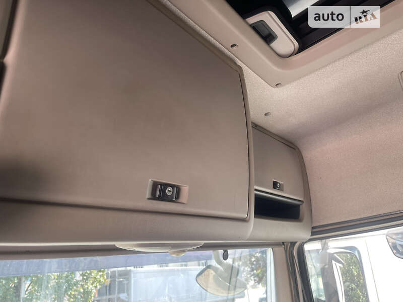 Тягач DAF XF 106 2015 в Хусті