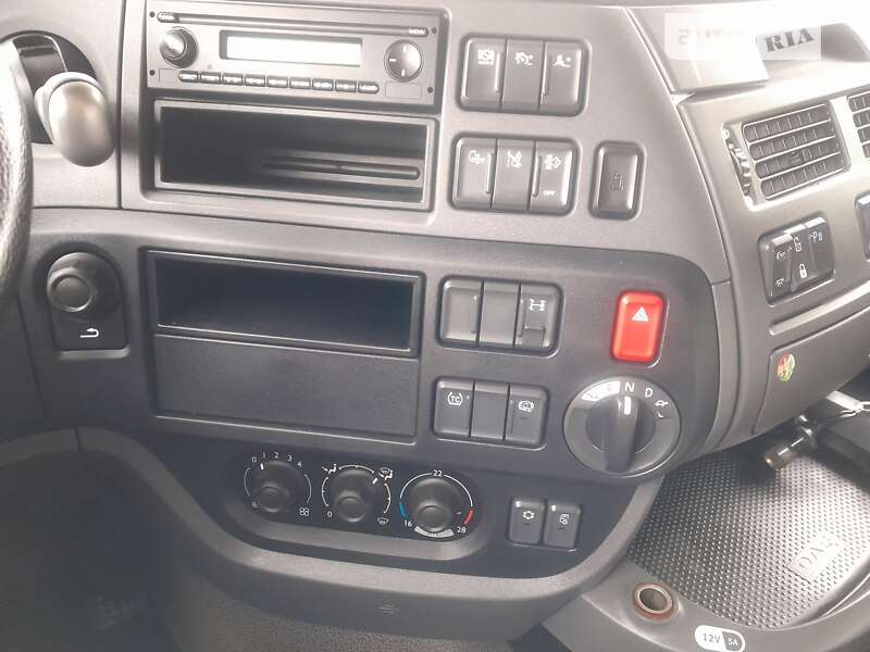 Тягач DAF XF 106 2016 в Радехове