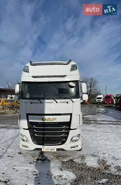 Тягач DAF XF 106 2015 в Бучачі