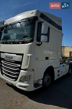 Тягач DAF XF 106 2015 в 