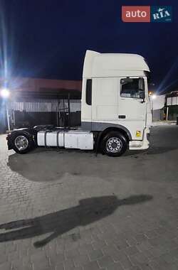 Тягач DAF XF 106 2015 в 
