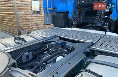 Тягач DAF XF 106 2015 в 