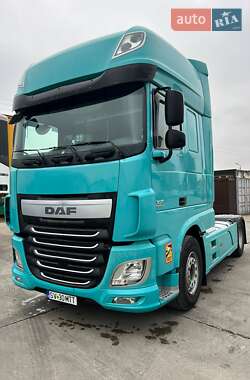 Тягач DAF XF 106 2015 в Чернівцях