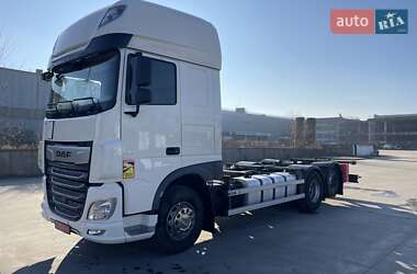 Контейнеровоз DAF XF 106 2020 в Чернівцях