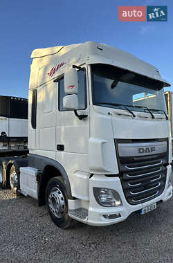 Тягач DAF XF 106 2015 в Рівному