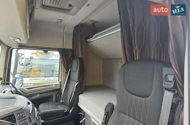 Тягач DAF XF 106 2017 в 