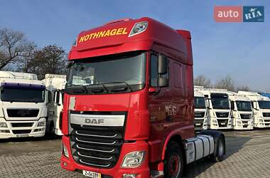 Тягач DAF XF 106 2017 в 