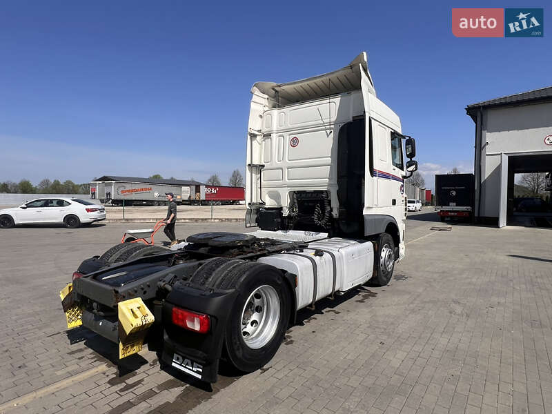 Тягач DAF XF 106 2015 в Тячеве