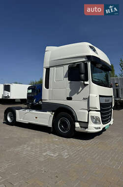Тягач DAF XF 106 2015 в 