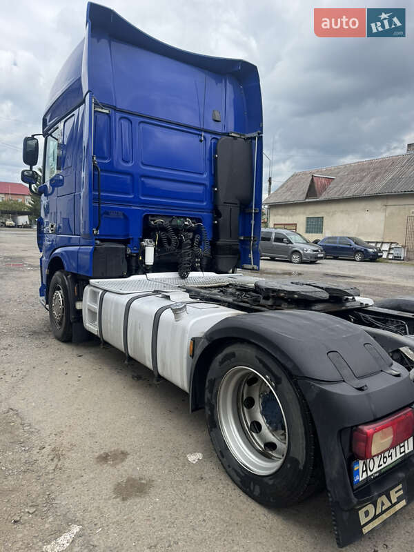 Тягач DAF XF 106 2015 в Мукачевому
