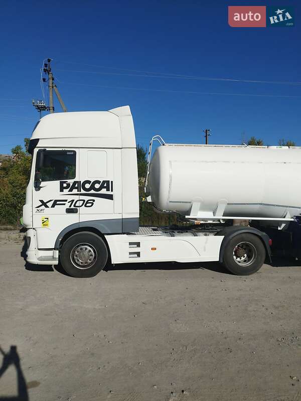 Бензовоз DAF XF 106 2016 в Глобине