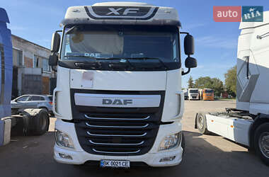 Тягач DAF XF 106 2015 в Дубно