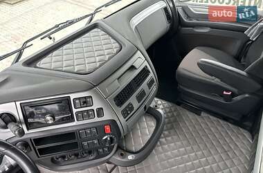 Тягач DAF XF 106 2015 в  фото 28 Тягач DAF XF 106 2015 в