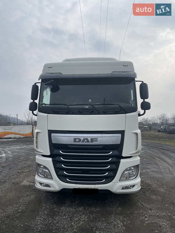 Тягач DAF XF 106 2014 в Мукачевому фото Тягач DAF XF 106 2014 в Мукачевому