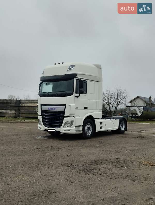Тягач DAF XF 106 2015 в Шептицькому