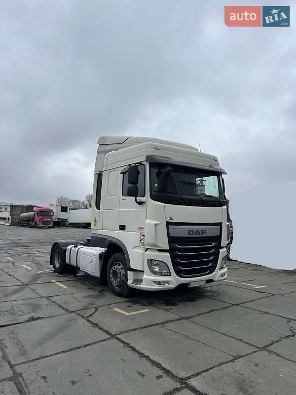 Тягач DAF XF 106 2016 в Киеве фото 3 Тягач DAF XF 106 2016 в Киеве
